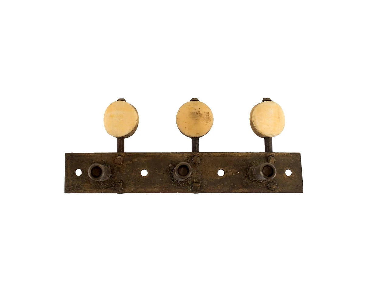 White 3 Per Side Tuners